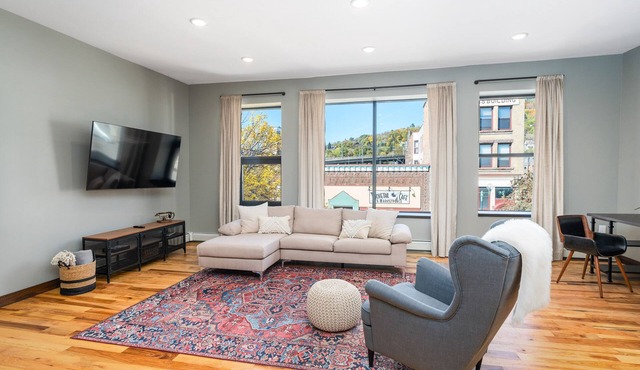 Craft District Loft - Superior