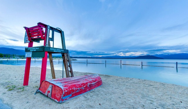 Craftsman Cottage w/ Incredible Lake Views, Free WiFi, Gas Grill - Dogs Welcome