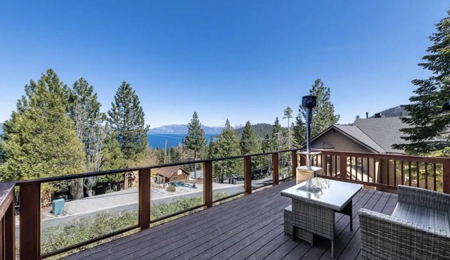 Craftsman's Lakeview paradise in Lake Tahoe - 4 Bedrooms Luxury Home