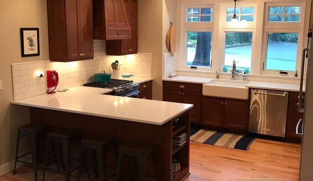 Craftsman Style in the Heart of Cannon Beach!