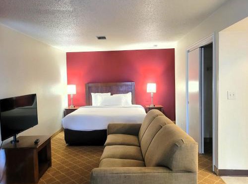 Craigshire Suites St Louis Westport Plaza