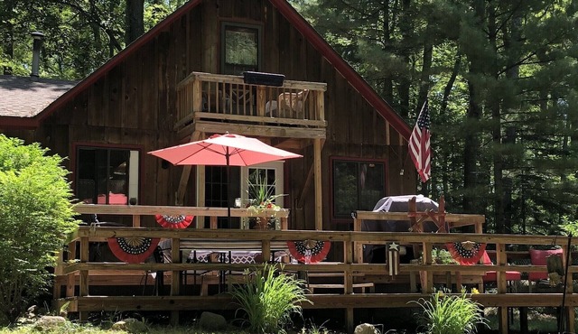 Cranberry Chalet (PET Friendly!)
