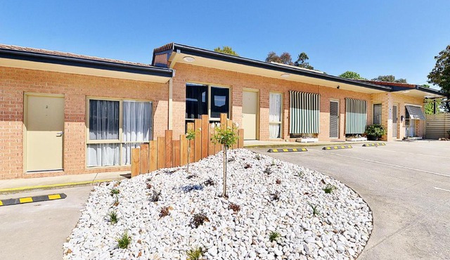 Cranbourne Motor Inn