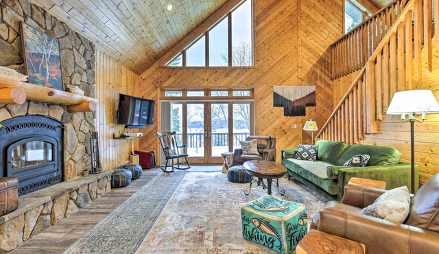 Crandon Cabin Getaway w/Boat Dock & Deck!