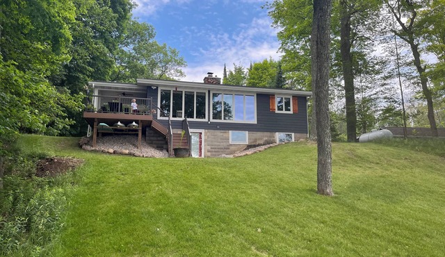 Crane Lake, WI Retreat