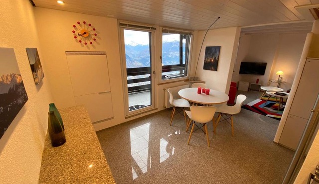 Crans-Montana Stunning Southview Flat