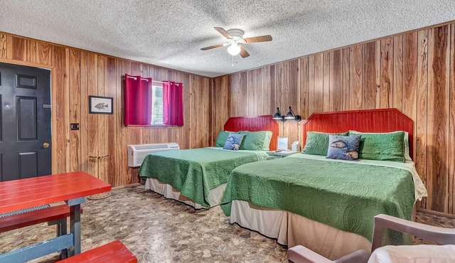 Crappie Cabin - Room 5