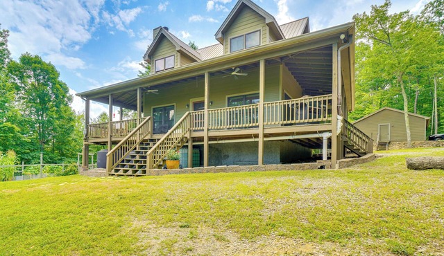 Crawford Cottage w/Fireplace & Mountain Views!