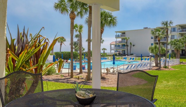 CRC 2107 - Ground Floor Pool View Condo
