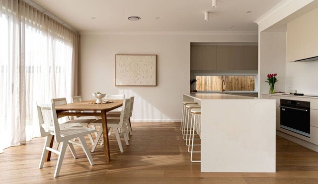 CreamElegance: Brand-new Luxury 4BR Ex-DisplayHome