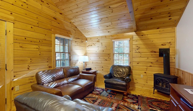 Create memories in this dog-friendly cabin w/fireplace, AC & near hiking