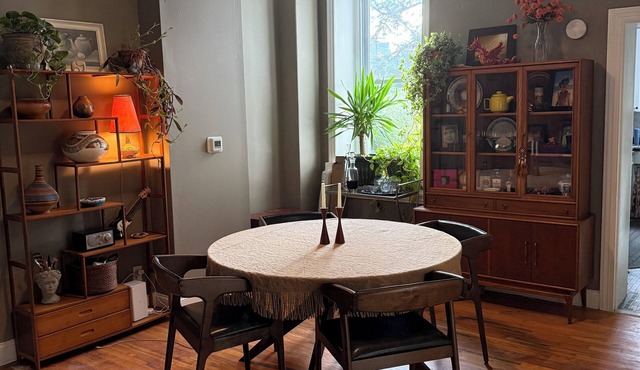 Creative’s charming 2-bedroom house in Philadelphia, HVAC/mid- century esthetic.