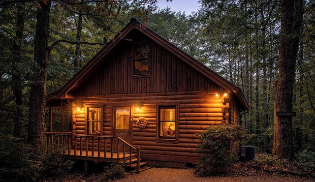 Creek Crest perfect log cabin Ocoee riverside lot