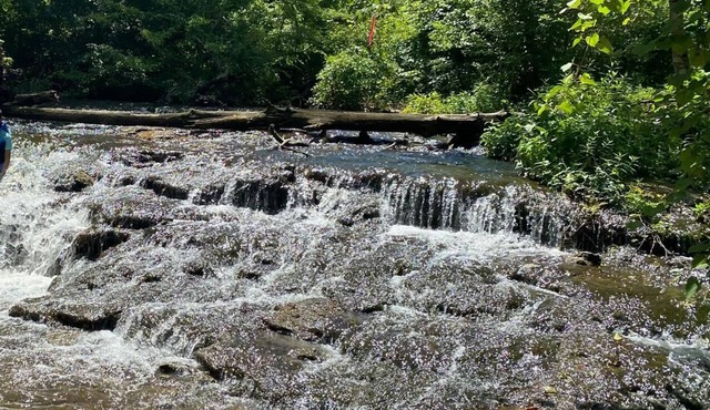 Creek Home with Waterfallsnn