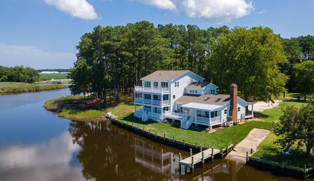 Creek House | Luxury Waterfront Estate w/Docks, Balconies, Firepit & Free Resort Pool + Amenities