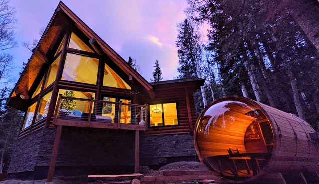Creek & Log Cabin near I-70, Sauna in the Forest