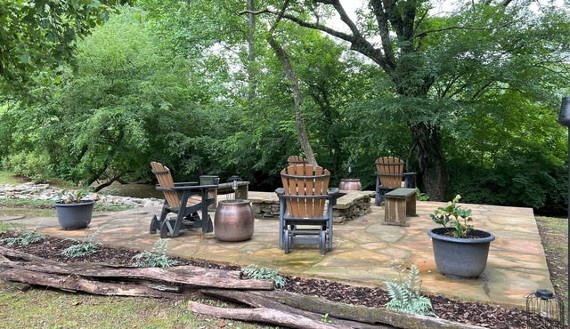 Creek View Casita - A Detached Studio on Hot House Creek!