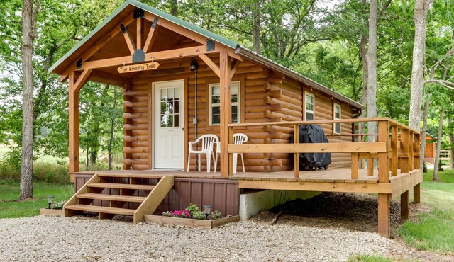 Creek Views & Grill: Idyllic Florence Cabin