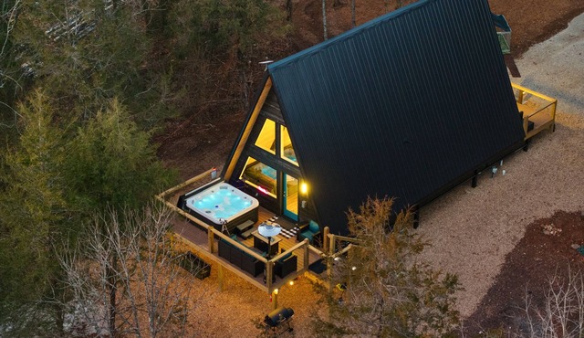 Creekside A-frame Hot Tub 1st FL King Suite🖤PET