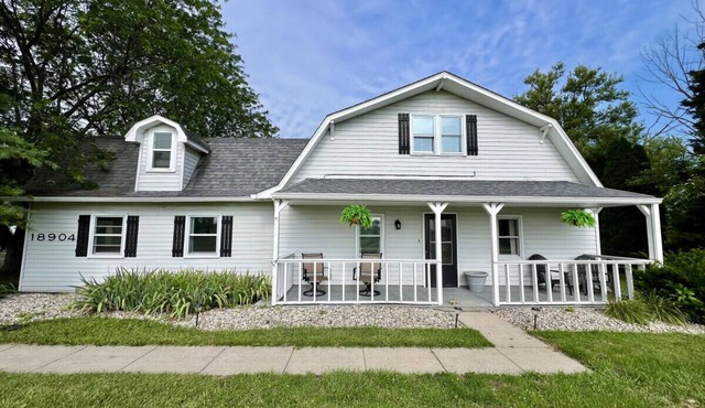 Creekside at Grand Park