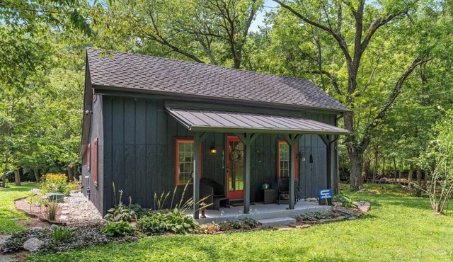 Creekside- Bourbon Trail Oasis