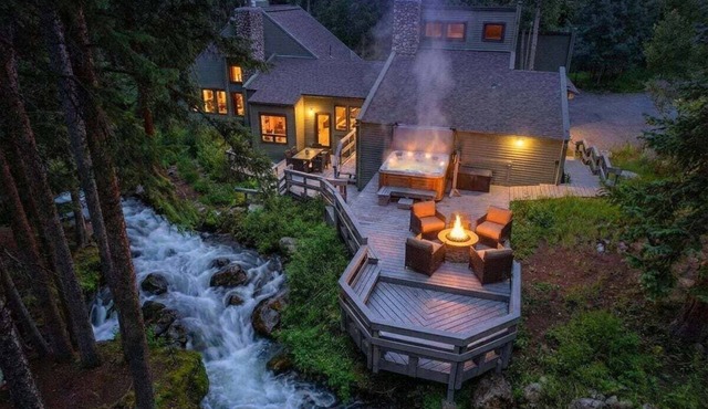 Creekside Chateau🌊Private Waterfall & Creek⛷Breck 🤑 $ZERO Cleaning & Pet Fees
