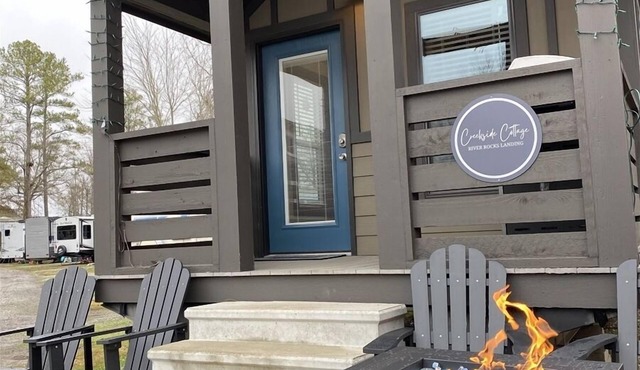 Creekside Cottage at River Rocks Landing