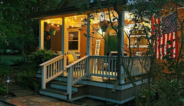 Creekside Cottage - Charming 3-bedroom cottage in Bellville