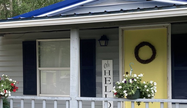 Creekside Cottage