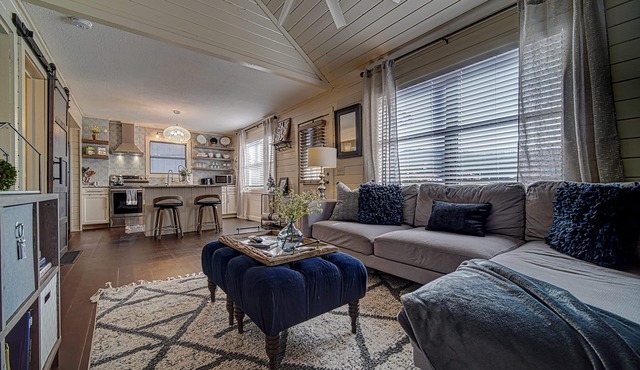 Creekside Cottages Luxury King/The Nook