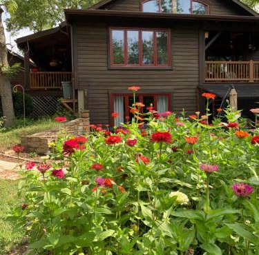 Creekside Country Estate