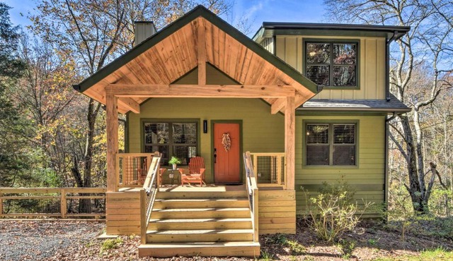 Creekside Craftsman Retreat in North GA Mountains!