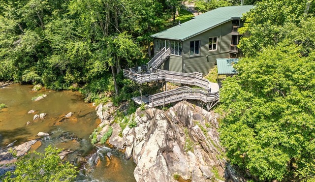 Creekside Haven ~ Centralhatchee Creek