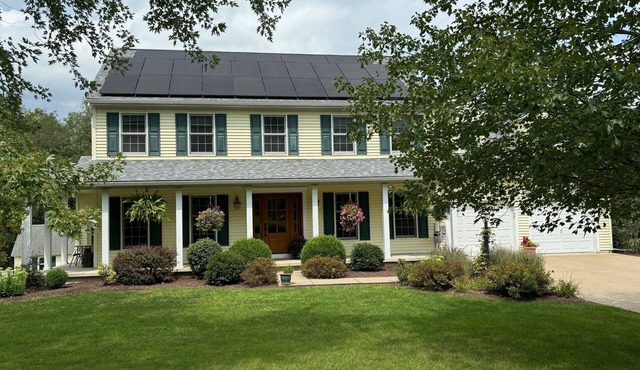 Creekside Hideaway - Cozy studio in Selinsgrove, PA