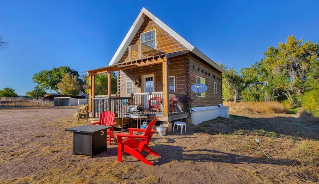 Creekside Log Cabin