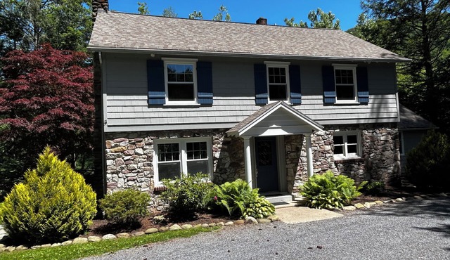 Creekside Manor on the ‘Sock