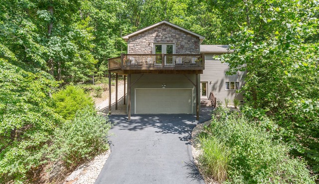 Creekside - Massanutten Resort Home w/Game Room & Balcony