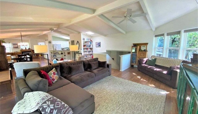 Creekside Retreat with Yard, Close to Downtown and Ski, Dog Friendly