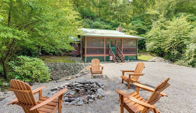 Creekside Smokies Cabin 8 Mi to Murphy