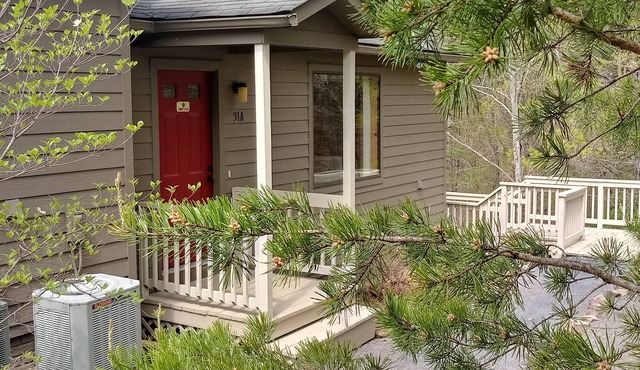 Creekside Village