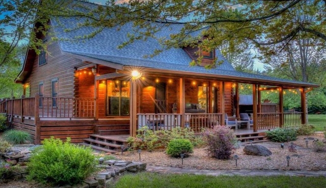 Creekwood Cabin - Waterfront | Hot Tub | Game Room