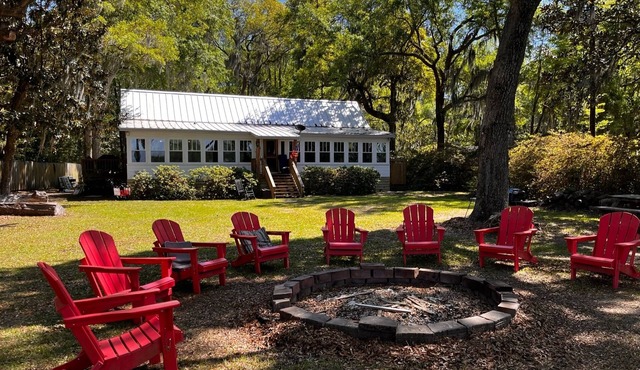 Creekwood Lodge on Store Creek-Deep water, private dock,kayaks, sandbar,crabbing