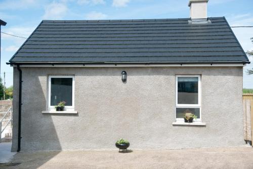 Creggan Deveskey Cottage New Hot Tub At Property
