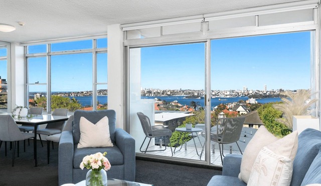 Cremorne- HARIS- Harrison St - 2BR Apartment with Stunning Harbour Views Balcony Near Neutral Bay