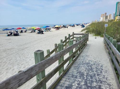 Crescent Vintage Cottage