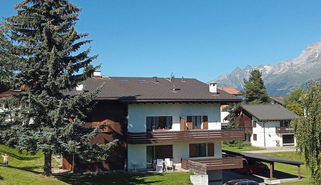 Crestahüs Seeberger, Obersaxen-Misanenga, (Obersaxen). by Interhome