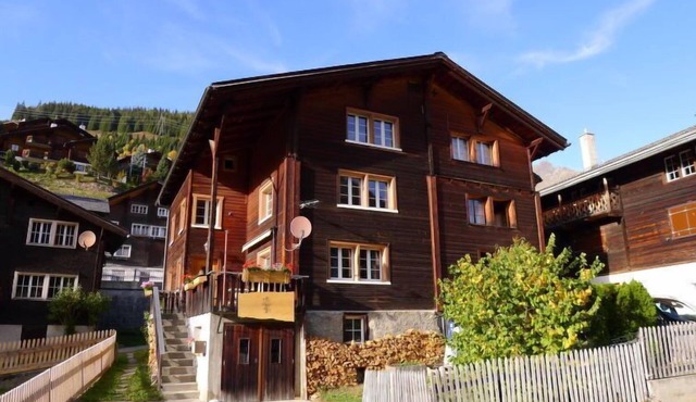 Crestatgiet by Interhome