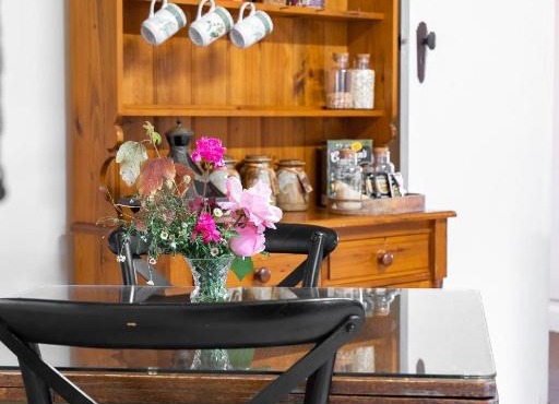 Creswick Country Cottage