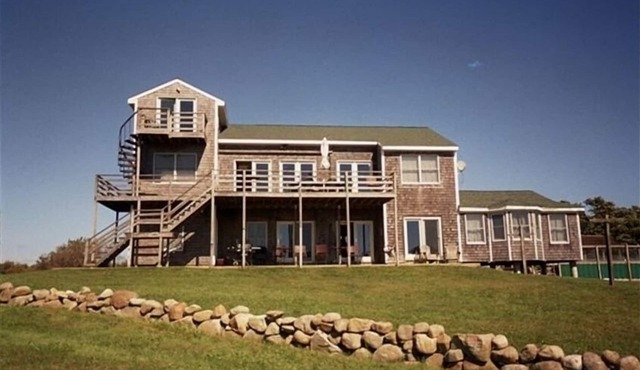 Crew's Hideout- Overlooking the Rhode Island Coastline