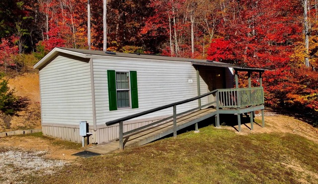 Cribbet Cottage at Gap Creek Cabins